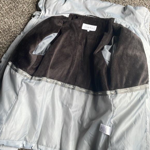 Coat - Picture 3 of 7